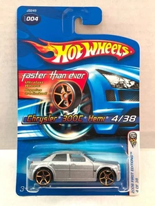 Hot Wheels CHRYSLER 300C Hemi - 2006 First Editions #004 - FASTER THAN EVER FTE - Picture 1 of 3