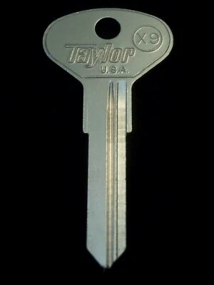 73VB Key Blank MANY 1970's-1980's VOLKSWAGEN & AUDI PORSCHE 924 944 1970-91 "VB" - Image 1 of 4
