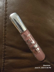 NEW! Essence Extreme Shine Lip (07 HAPPINESS IN A BOTTLE) Wet Look Pink Nude💝 - Picture 1 of 2