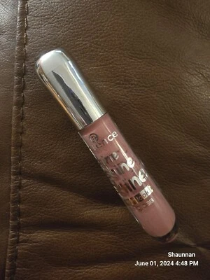 ¡NUEVO! Essence Extreme Shine Lip (07 FELICIDAD EN UNA BOTELLA) Wet Look Pink Nude💝 Foto 1 de 2