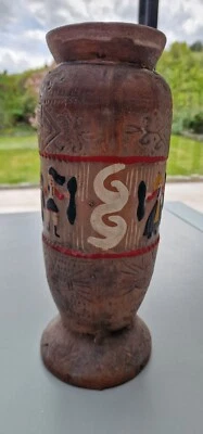 Vase pot en terre cuite ancien Origine inconnue h 32 cm d 13 cm - Photo 1/4