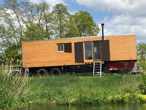 Wohnwagen, Wohnanhänger, Tinyhouse, Leben auf Rädern, Wohnsattelanhänger - Bild 1 von 24