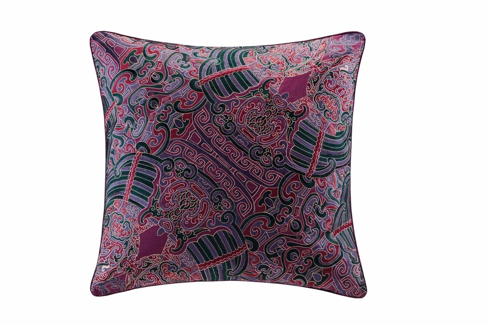 Falsa bordada Natori La Pagode, euro, púrpura NA11-1972 Foto 1 de 1