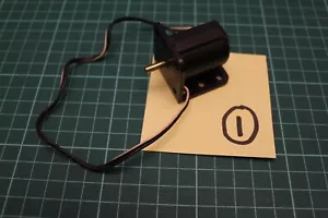 Meccano EM02 Electric Motor 3/6V TESTED Motor 1 - Picture 1 of 7