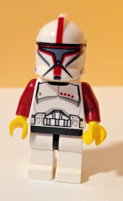Lego sw0492 Capitán Soldado Clon - Minifigura - Star Wars - Marcas rojas oscuras/Cochete Foto 1 de 4