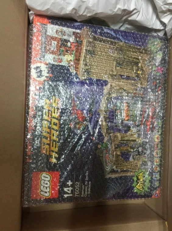 Série de TV LEGO / Batman Classic - Batcave / #76052 / Express / Genuína - Imagem 1 de 1