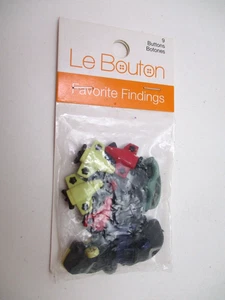 Le Bouton Favorite Findings Planes, Trains & Autos Shank buttons 9pcs Cars - Picture 1 of 6