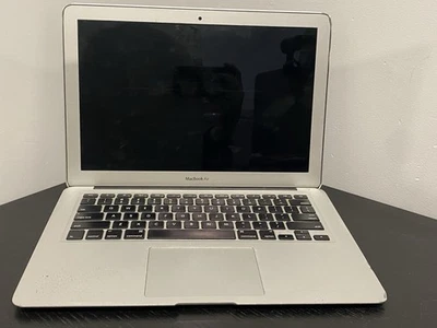 MacBook Air 13 Mid 2013 - 4 - DEAD BAT NO CHRGR NO STRG - Image 1 of 4