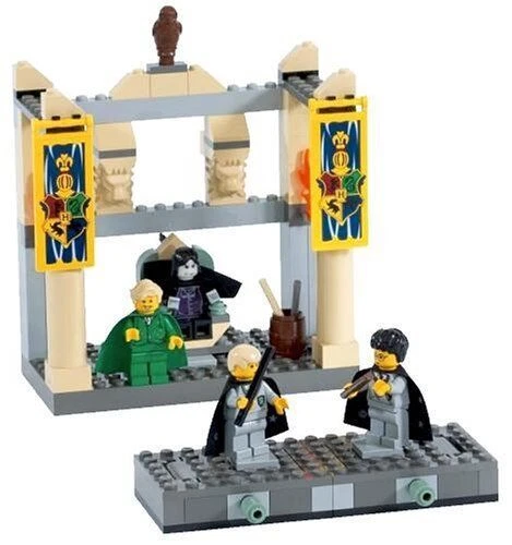 LEGO Harry Potter: The Dueling Club (4733)