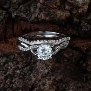 2.10CT Round REAL Moissanite Women's Wedding Bridal Ring Set 925 Sterling Silver - Picture 1 of 4