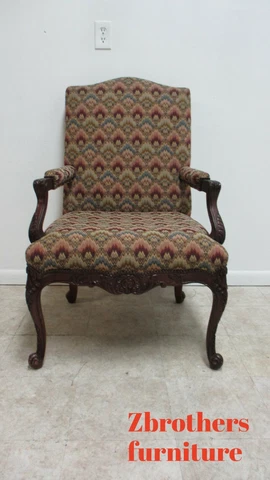 Baker Furniture French Carved Leg Living Room Lounge Arm Club Chair B Cover