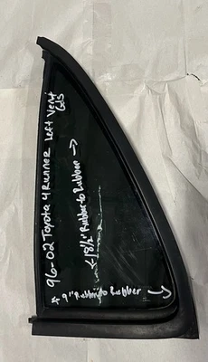 1996-2002 Toyota 4Runner задний водитель левая сторона окна вентиляционное стекло четверть панели - Изображение 1 из 4