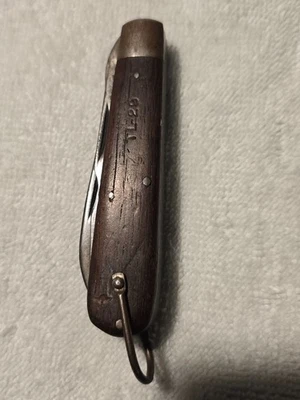 Vintage Camillus TL-29 Lineman Electrician Two Blade Pocket Knife W/Wood Handle - Image 1 of 4