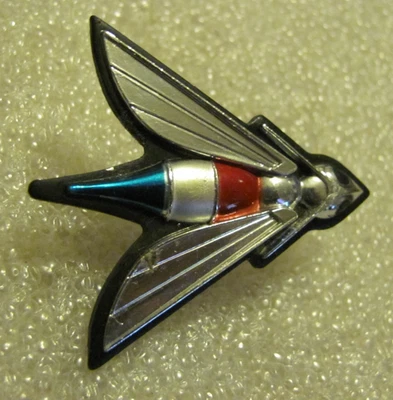 1970-1974 AMC HORNET SC/360 GUARDABARROS ABEJA EMBLEMA INSIGNIA ORIGINAL OEM ORIGINAL NOS Foto 1 de 4