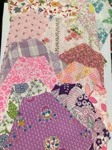 Lot of 30 Vintage Precut Sun Bonnet Sue Dresses Appliques Fabric Lot #5 - Picture 1 of 15