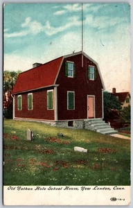 Vtg New London Connecticut Old Nathan Hale School House 1910 View Postcard - Picture 1 of 2