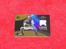 IVAN RODRIGUEZ TIGERS HOF 2005 UPPER DECK REFLECTIONS FABRIC JERSEY (AG285)