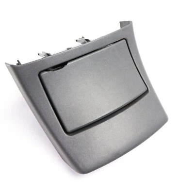 Cenicero consola central trasera Mercedes-Benz E500 2003-2006 A2116800450 Foto 1 de 4