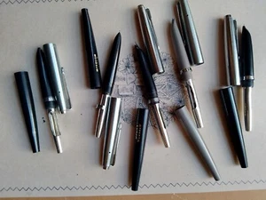 ++ LOT OF 5  VTG FOUNTAIN PENS CHAMPION INTERCOM LUXOR - ink sacks for change - Picture 1 of 9