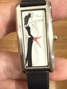 Disney Store Smoking Cruella DeVil Limited Edition DS 1281 Ladies Watch - Picture 1 of 10