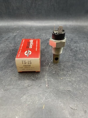 Standard Motor Products TS-15 Engine Coolant Temperature Sender - Image 1 of 3