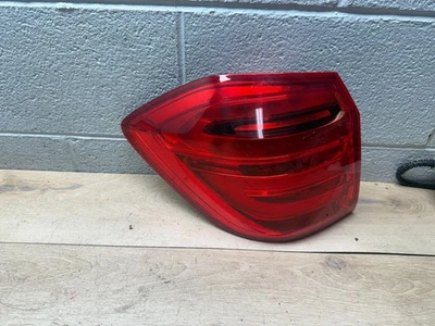 MERCEDES BENZ GLS GL63 W166 13-16 REAR LEFT SIDE OUTER TAILLIGHT LED LAMP - Image 1 of 4