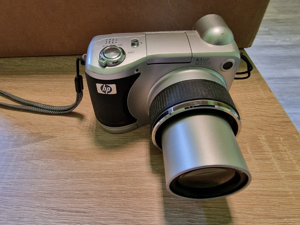  📸  HP PhotoSmart 850 4.1MP Digitalkamera 8x optischer Zoom Vintage  📸 - Bild 1 von 4