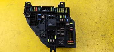 BMW X3 F25 xDrive FACELIFT  14-17 REAR POWER DISTRIBUTION FUSE BOX 9315151 - Image 1 of 3