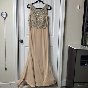 Jovani Embellished beaded Gown Formal Evening Dress Beige Size 10 wedding guest - Picture 1 of 7
