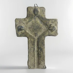 Antica croce modellata 8” arte popolare cristiana 10” pietra grigia - Foto 1 di 11