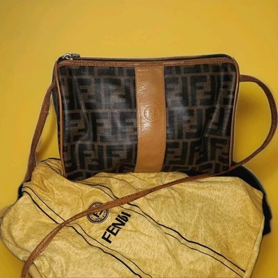 Auténtico Bolso Bandolera Fendi Roma Italia Zucca De Colección/con Bolsa para el Polvo Foto 1 de 4