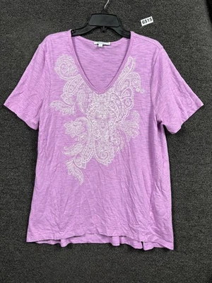 Chico's Paisley Slub Refined V-Neck Tee Womens Size 2 US L Pink Short Sleeves  - Image 1 of 4