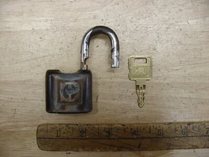 OEM Caterpillar CAT 5P8500 Ignition Key & Padlock,DO NOT DUPLICATE Block C,Lot 3 - Picture 1 of 6