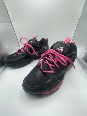 Fila Ray Tracer 2 Size 7 Women Sneaker Stargazing black pink chunky streetwear - Image 1 of 4