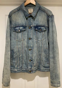 Gap 1969 Mens Distressed Denim Jean Jacket Sz. Med $98 Medium Light Wash - Picture 1 of 13
