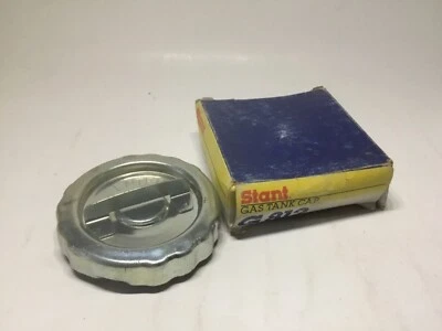 Nuevo de Lote Antiguo Stant Tapa Gas Chevy 1963-74 Chevrolet Corvette - Stant G-812 Tapa Tanque Foto 1 de 4