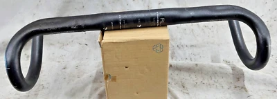 Manillar Bontrager Race Lite Drop Bar 31,8 mm 44 cm Trek Madone Racing ¡Envíos a EE. UU.! Foto 1 de 4