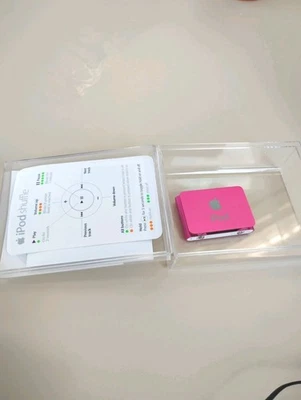 ipod shuffle 2nd generation pink - Image 1 of 4