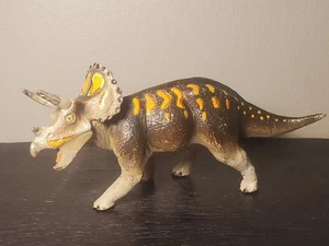Figura de dinosaurio Safari Ltd TRICERATOPS 1999 Carnegie de colección juguete de dinosaurio de 7" - Imagen 1 de 12