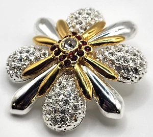 Broche cruz maltesa Joan Rivers plata y oro estrás incrustado 1,5 pulgadas - Imagen 1 de 3