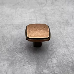 SQUARE KITCHEN / BEDROOM / BATHROOM / WARDROBE CUPBOARD CABINET DOOR DRAWER KNOB - Picture 1 of 16
