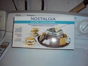 New Nostalgia Indoor Electric Stainless Steel S'mores Maker 4 Compartment Trays - Picture 1 of 1