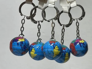 New Lot Of 5 Vintage World Globe Map Metal Keychain Ring Fob Colorful NOS - Picture 1 of 8