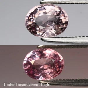 💎 0.69ct 5.7x4.5mm Oval Natural Color Change Garnet - Unheated, Africa Gemstone - Picture 1 of 6