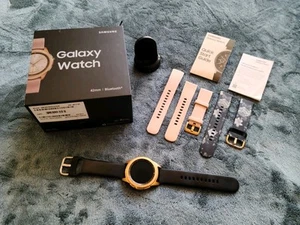 Pre-Owned Samsung Galaxy Watch Model: SM-R810 - Photo 1 sur 13