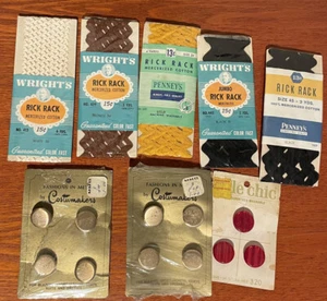 Vintage misc. lot of Penney's and Wright's Rick Rack Trim + Buttons - Picture 1 of 2