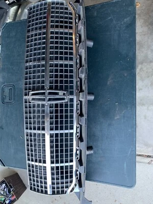 07 2008 09 10 林肯 MKX 原始设备制造商铬烤架 — 第 1/4 张图片