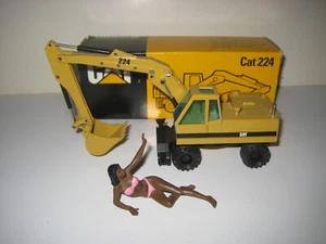 CATERPILLAR 224 BAGGER TIEFLÖFFEL MOBIL PYRAMID LOGO #259.2 NZG 1:50 OVP - Picture 1 of 5