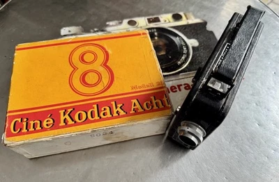 柯达 Ciné-kodak 8 型号 25 普通 8 胶片相机 带 Anastigmat 2,7/12,5 盒装 — 第 1/4 张图片