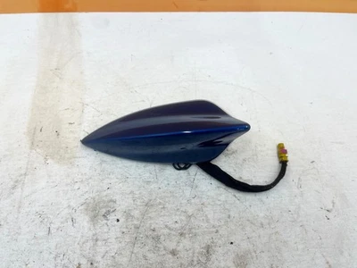 16-24 雪佛兰 CAMARO ROOF EXTERIOR SHARK FIN ANTENNA 模块 带盖 原始设备制造商 — 第 1/4 张图片